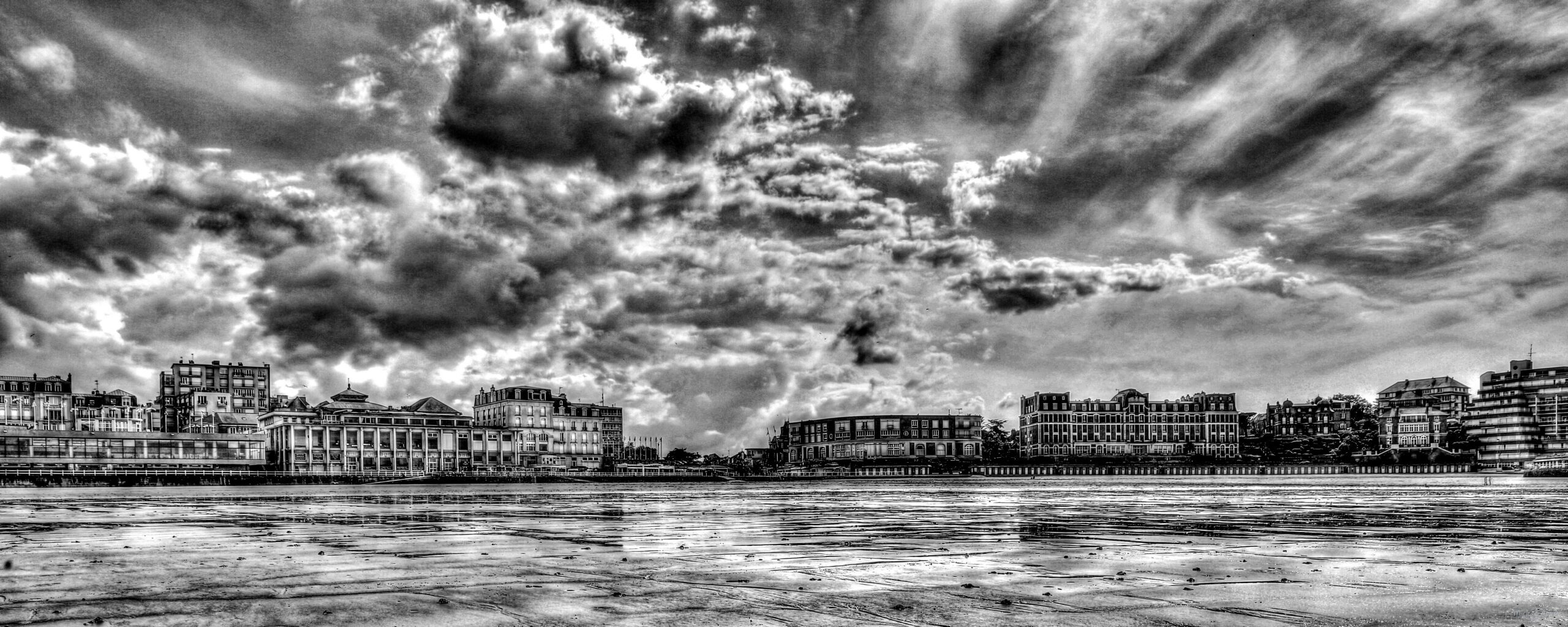 panoramique hitchcock Dinard