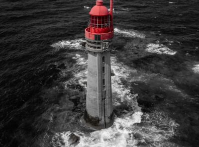 phare du grand jardin au large de saint malo
